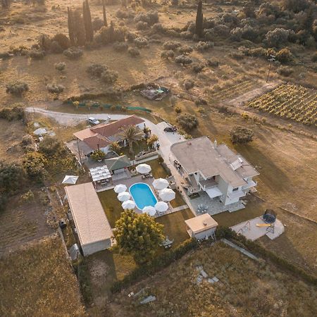 الشقق الفندقية بارغافي  Tsanis Estate المظهر الخارجي الصورة