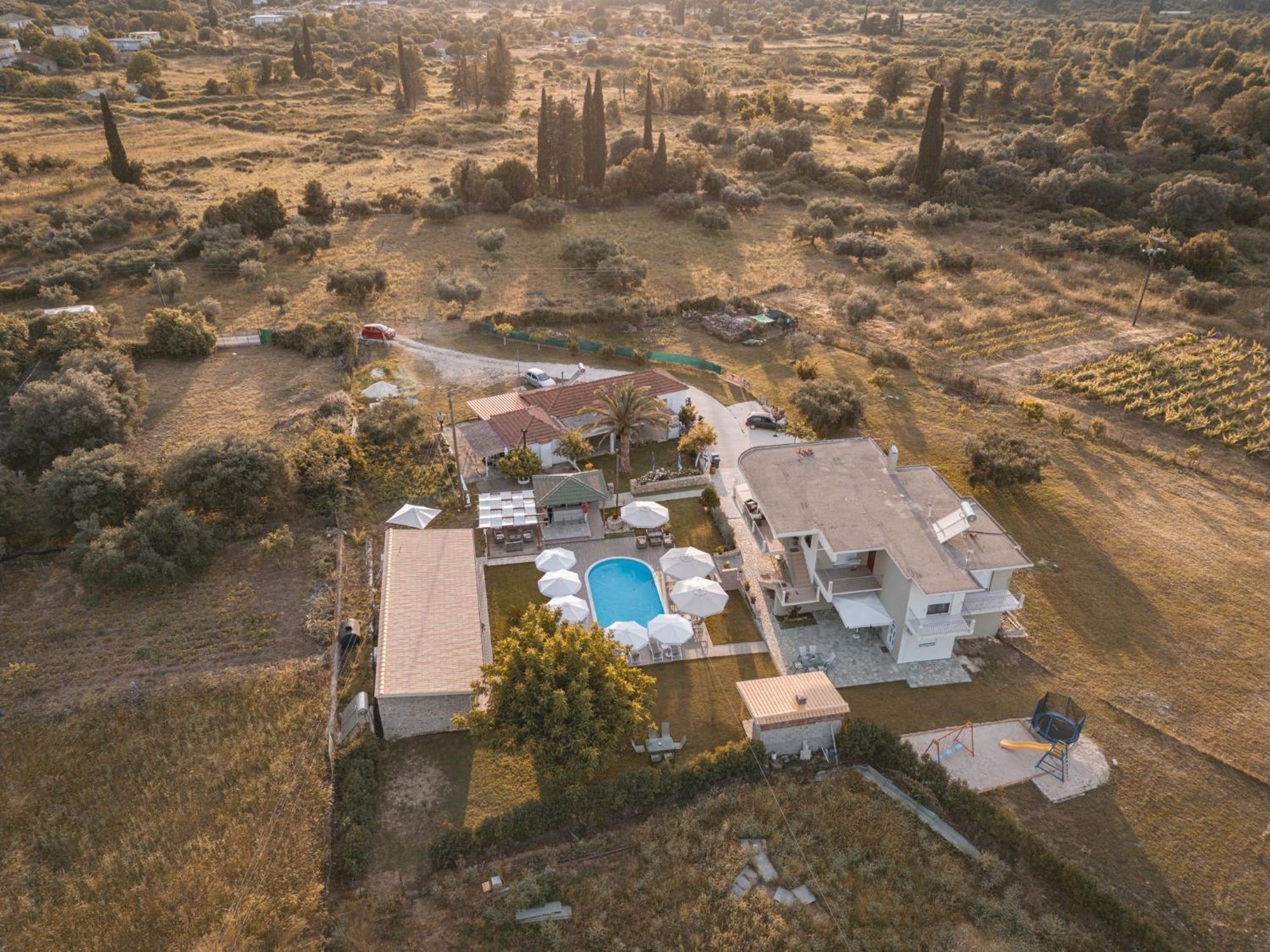الشقق الفندقية بارغافي  Tsanis Estate المظهر الخارجي الصورة