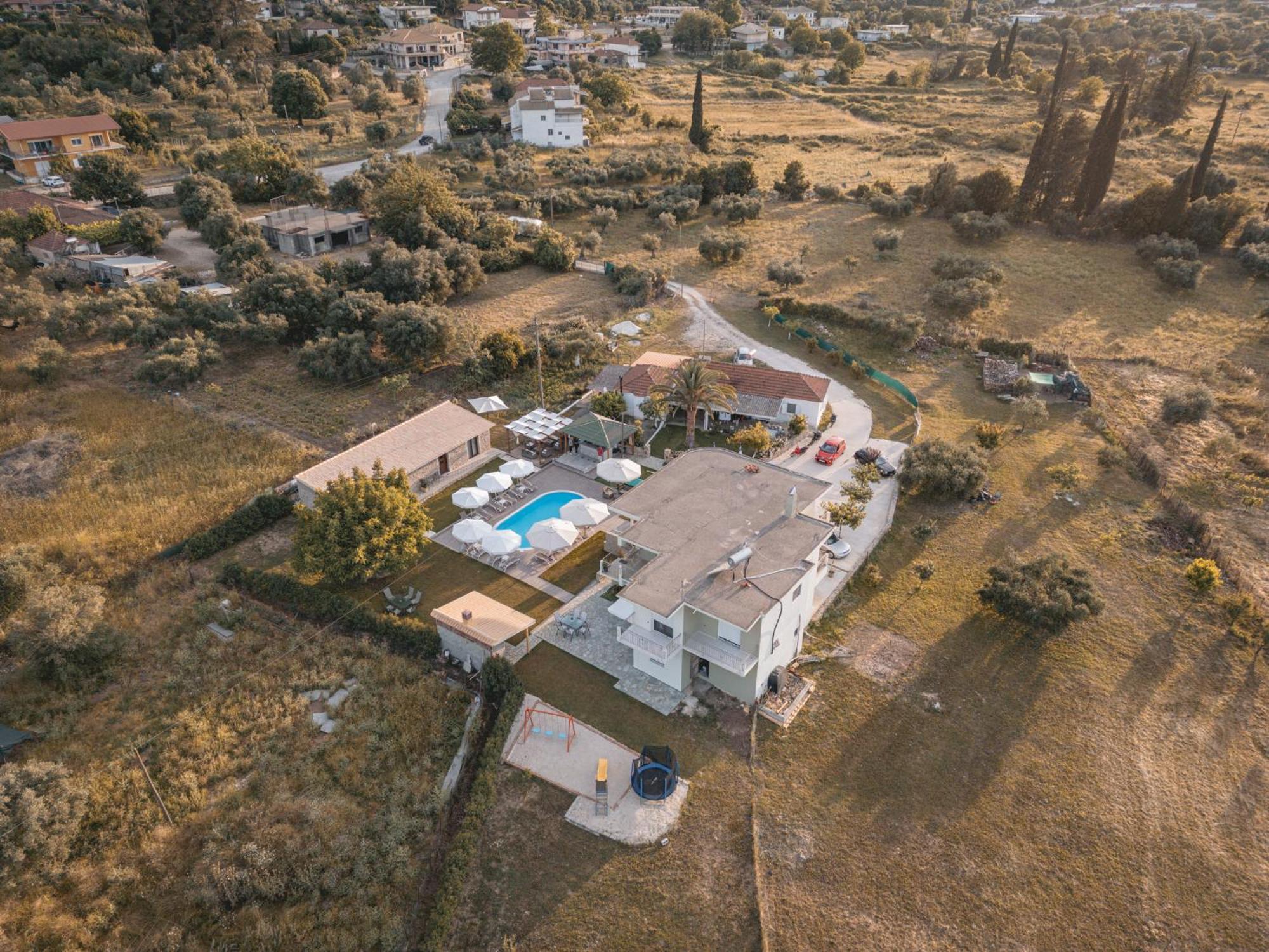 الشقق الفندقية بارغافي  Tsanis Estate المظهر الخارجي الصورة