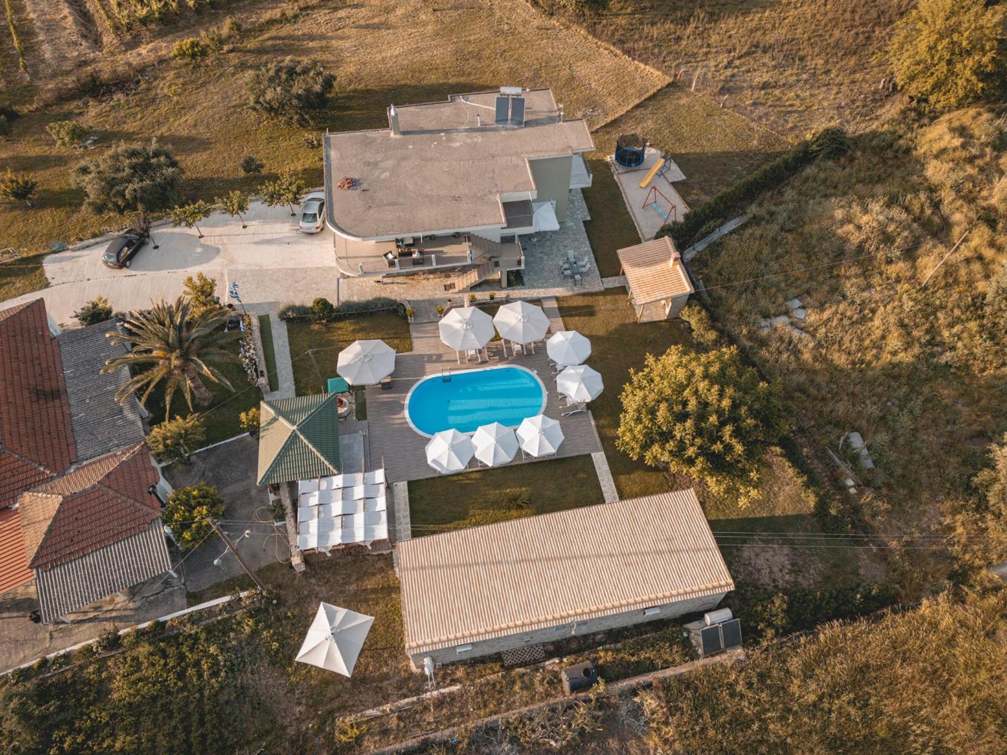 الشقق الفندقية بارغافي  Tsanis Estate المظهر الخارجي الصورة