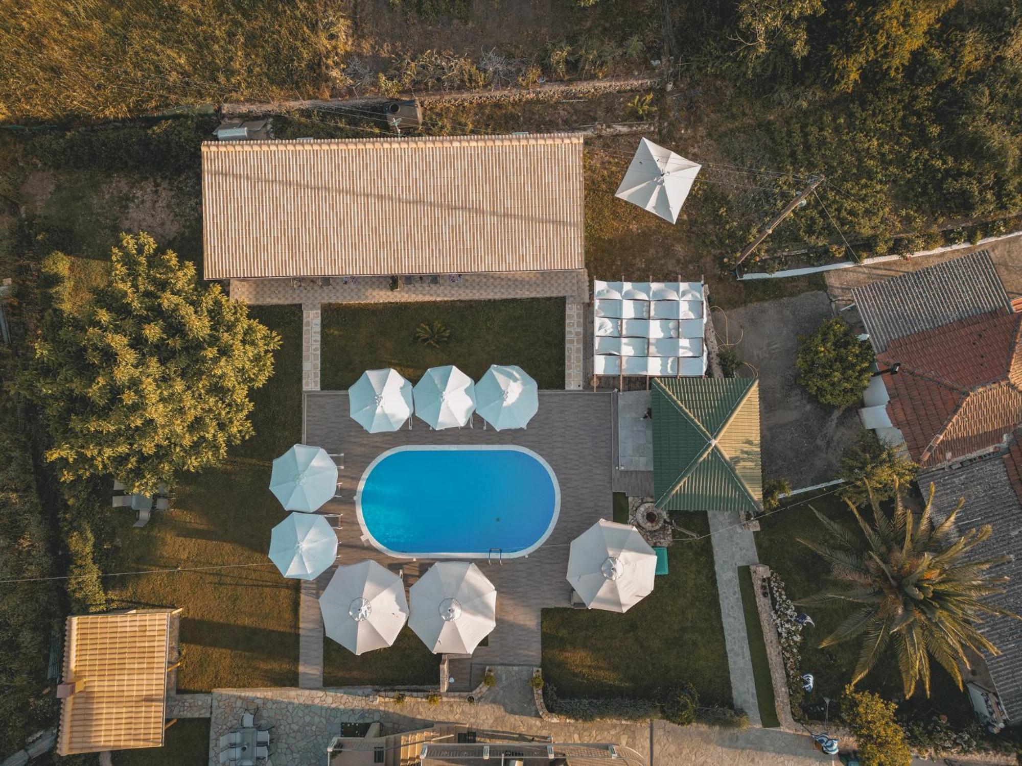 الشقق الفندقية بارغافي  Tsanis Estate المظهر الخارجي الصورة